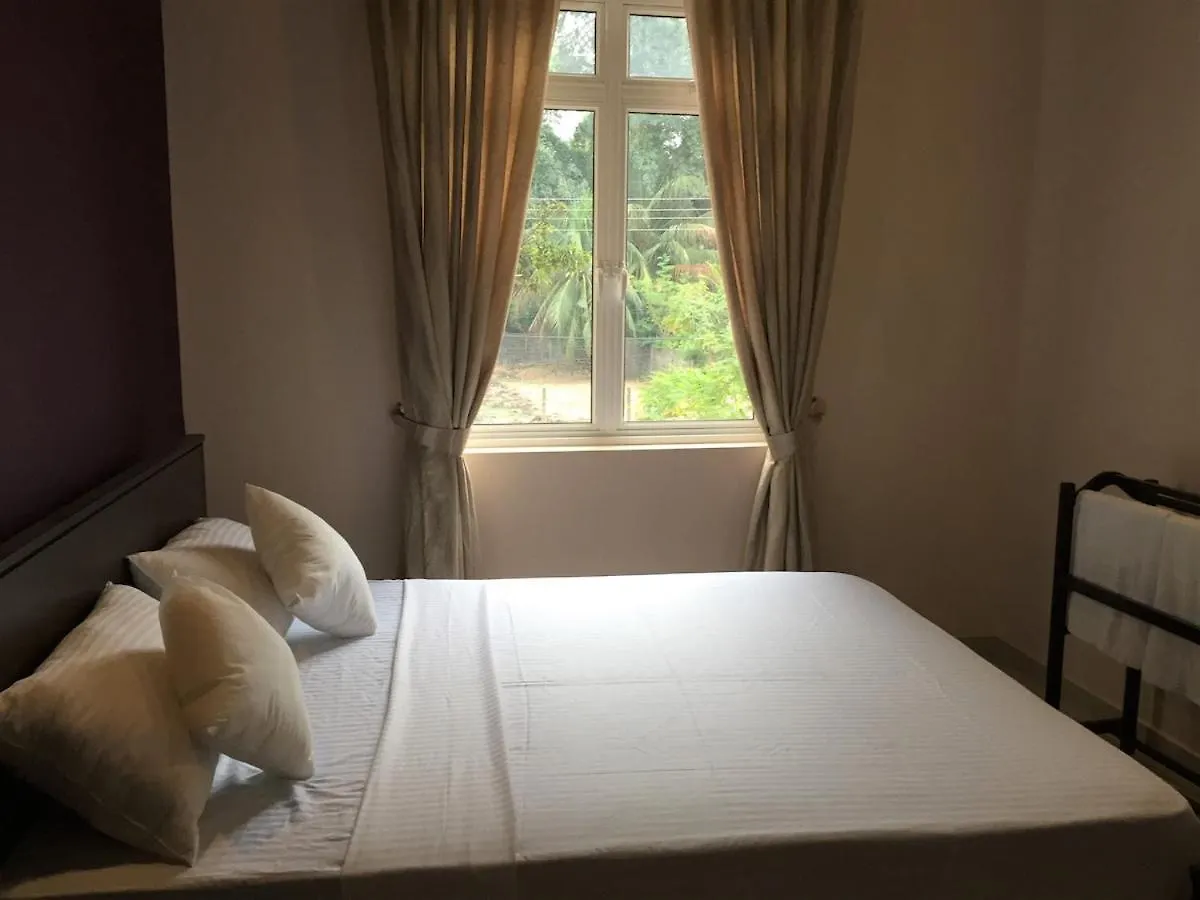 Superior Villa Near Colombo Airport Katunayake 0*,