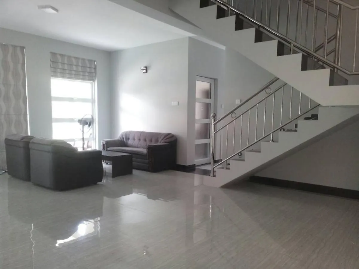 Superior Villa Near Colombo Airport Katunayake